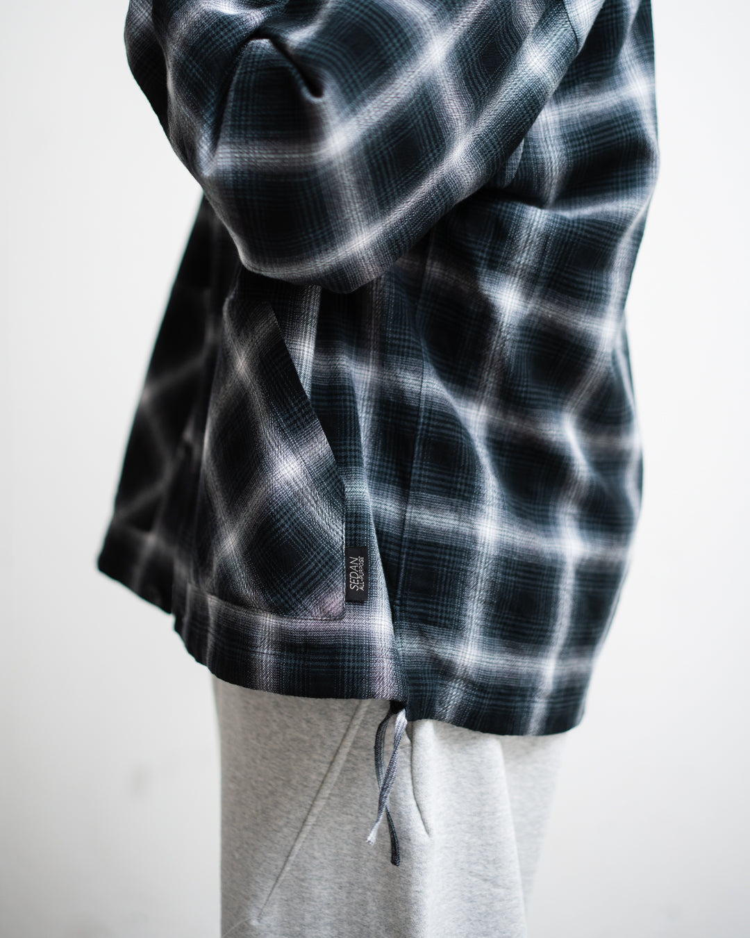 [LAST 1] SEDAN ALL-PURPOSE Ombre Plaid Hooded Shirt