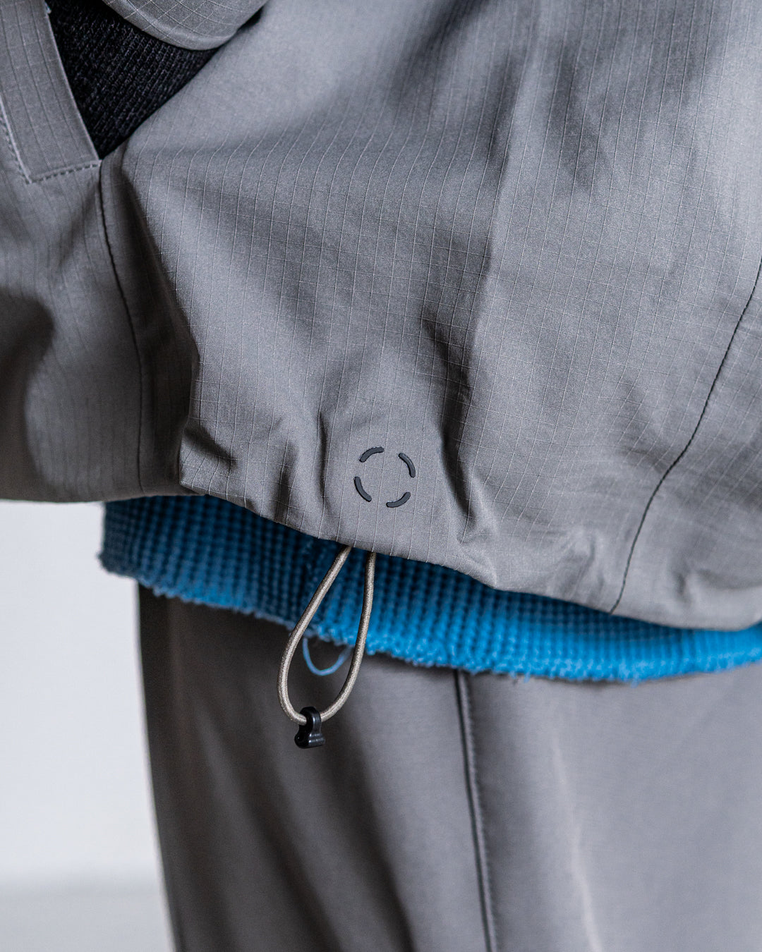 CMF OUTDOOR GARMENT MID NIGHT SHELL COEXIST