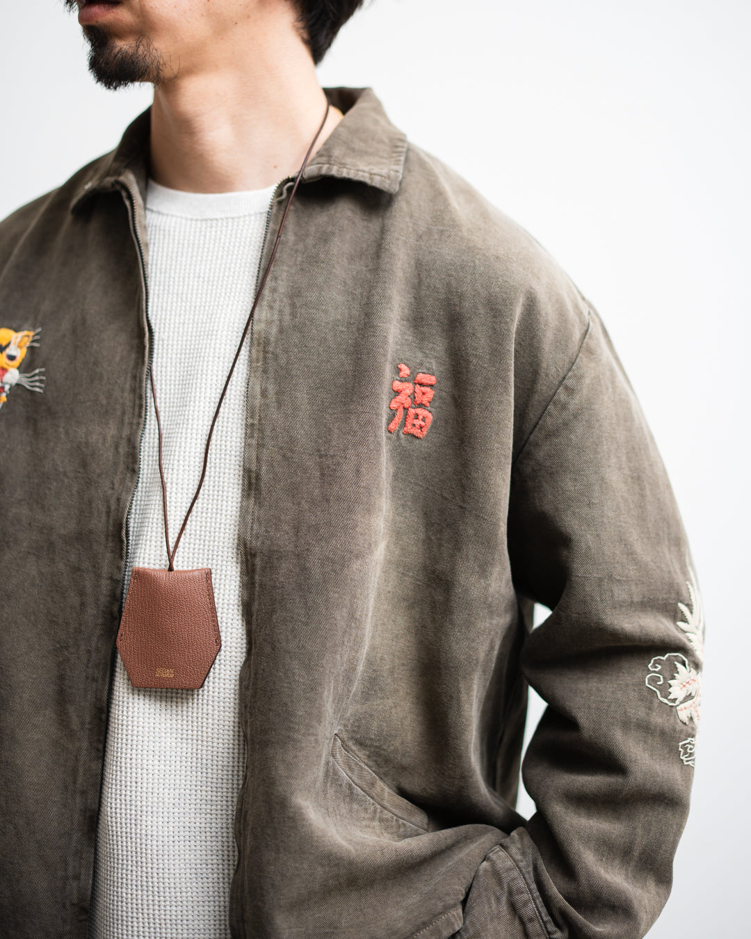 通販] BOWWOW(バウワウ) VIETNAM ZIP HOODIE AGED 商品ページ – fazeone