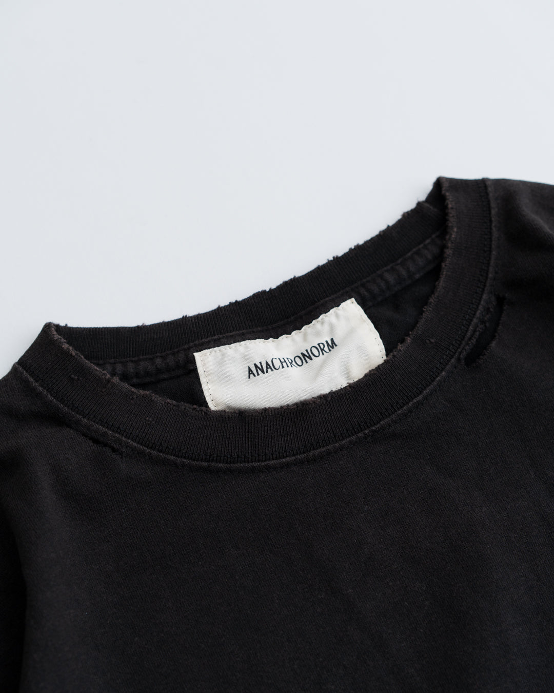 ANACHRONORM EMBROIDERY DAMAGED S/S T-S