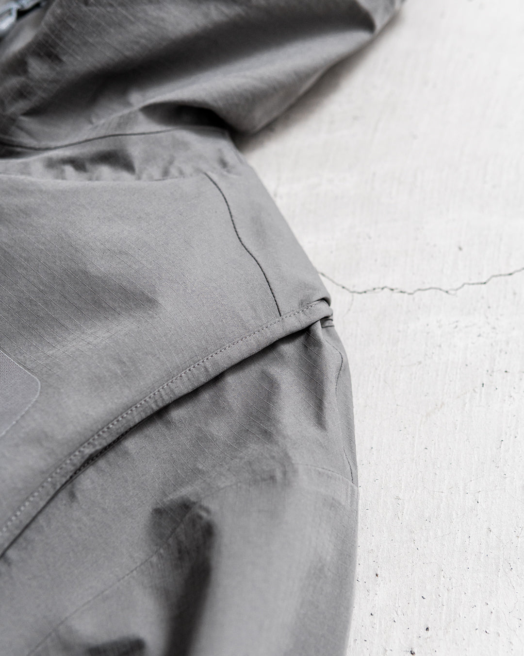 CMF OUTDOOR GARMENT MID NIGHT SHELL COEXIST