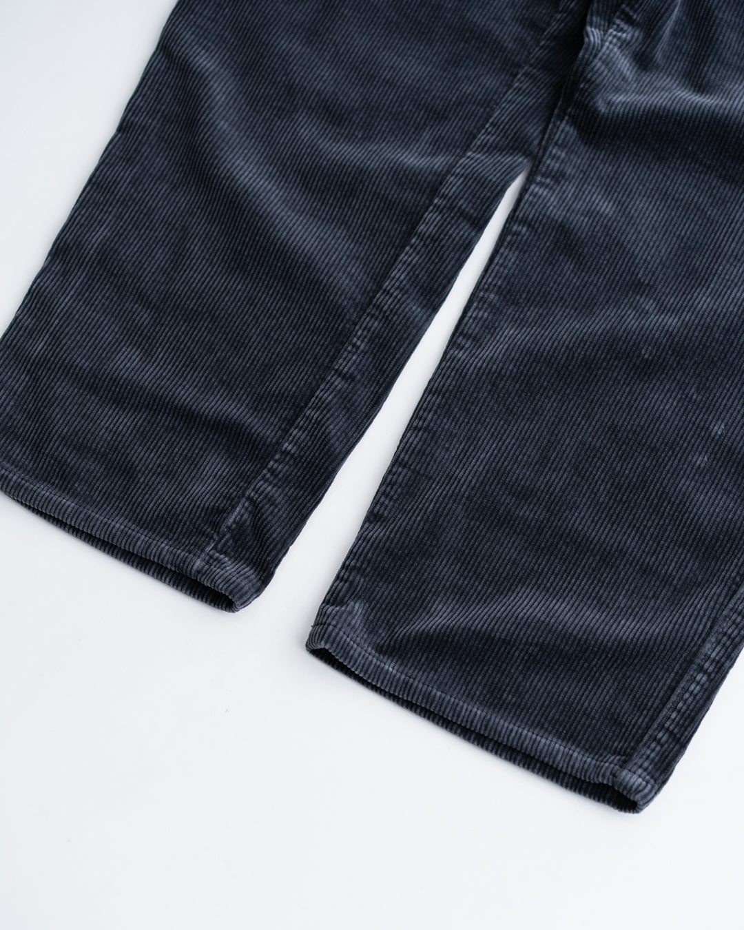 [10.24 sat 12:00 Release] FOUNDOUR COTTON CORDUROY WIDE TUCK TROUSERS