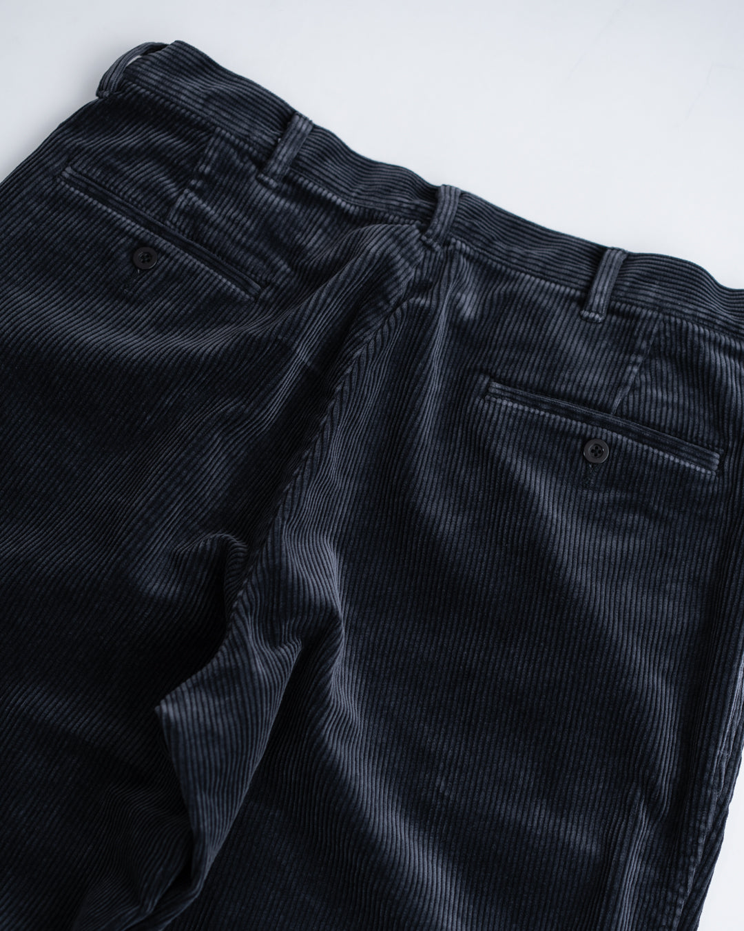 [10.24 sat 12:00 Release] FOUNDOUR COTTON CORDUROY WIDE TUCK TROUSERS