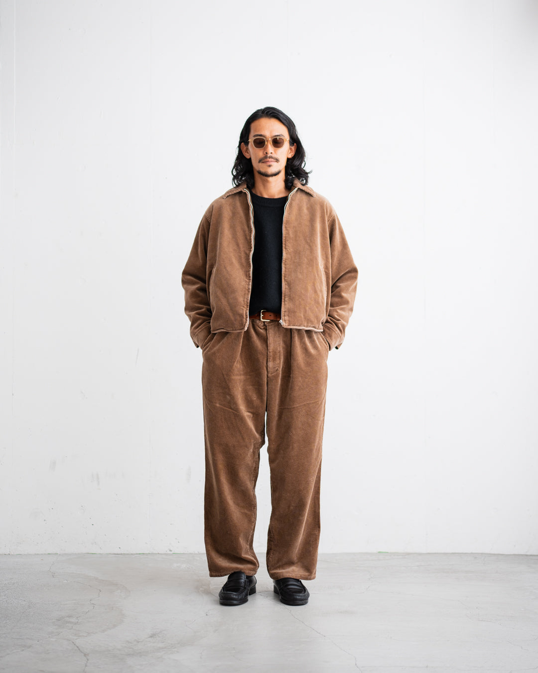 [10.24 sat 12:00 Release] FOUNDOUR COTTON CORDUROY WIDE TUCK TROUSERS