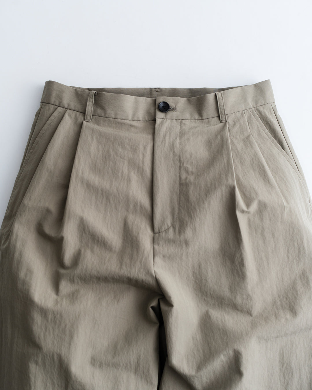 通販] meanswhile(ミーンズワイル) Ambient C/N High-waist Slacks