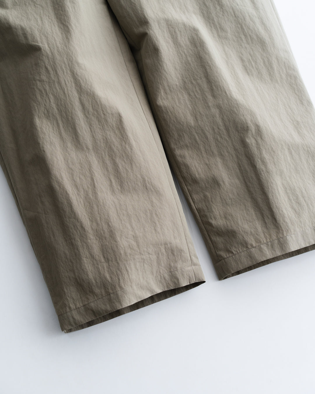 meanswhile Ambient C/N High-waist Slacks