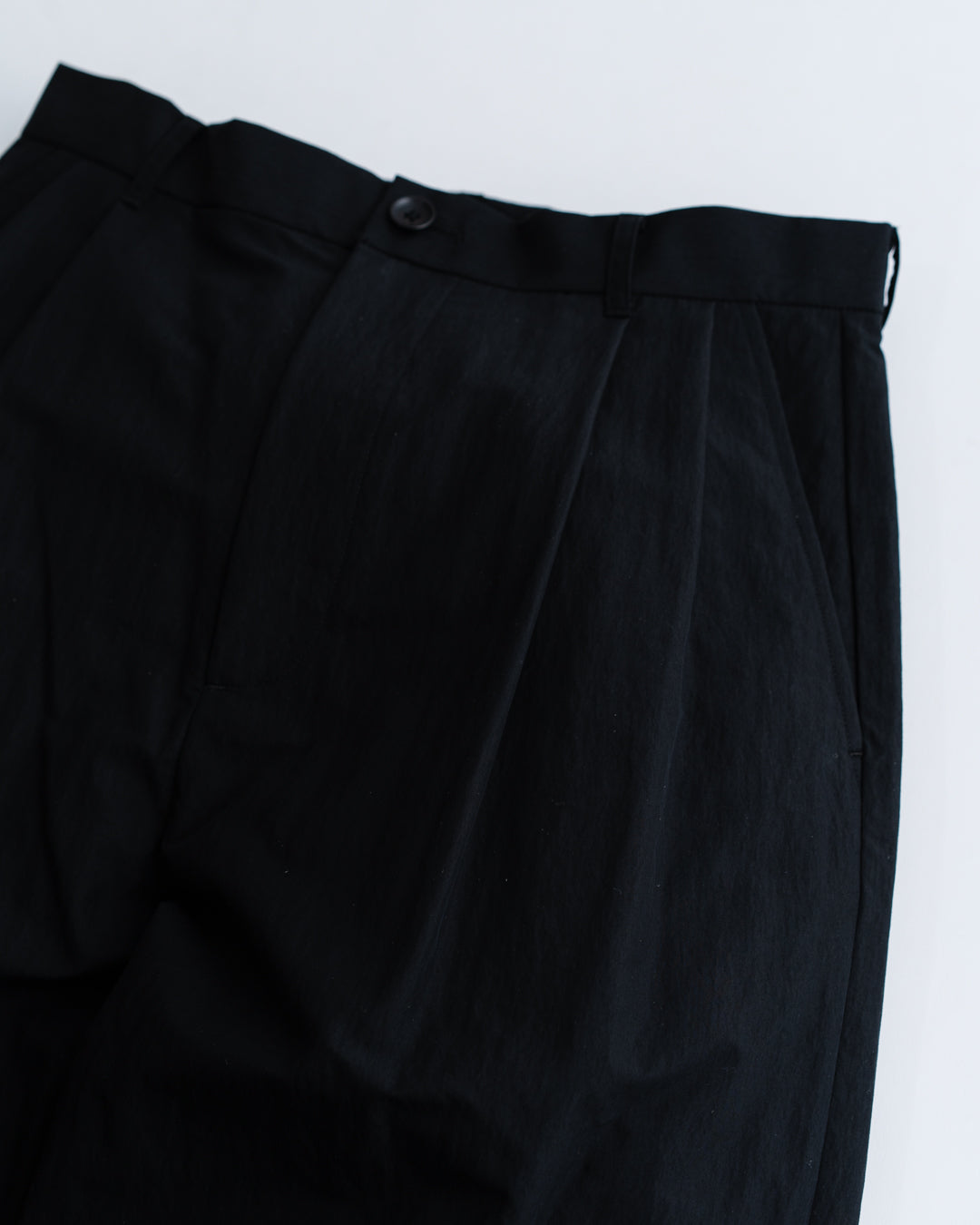 meanswhile Ambient C/N High-waist Slacks