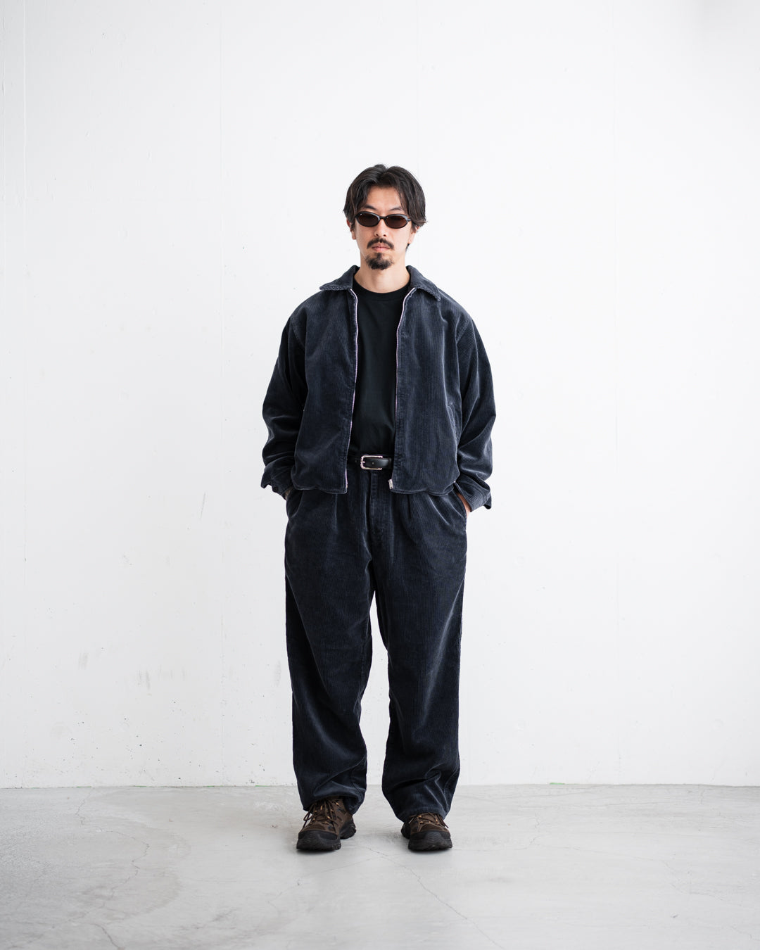 [10.24 sat 12:00 Release] FOUNDOUR COTTON CORDUROY WIDE TUCK TROUSERS