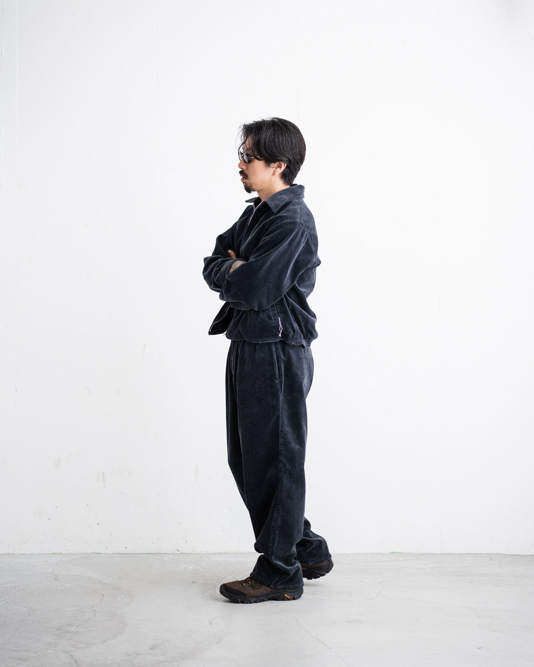 [10.24 sat 12:00 Release] FOUNDOUR COTTON CORDUROY WIDE TUCK TROUSERS