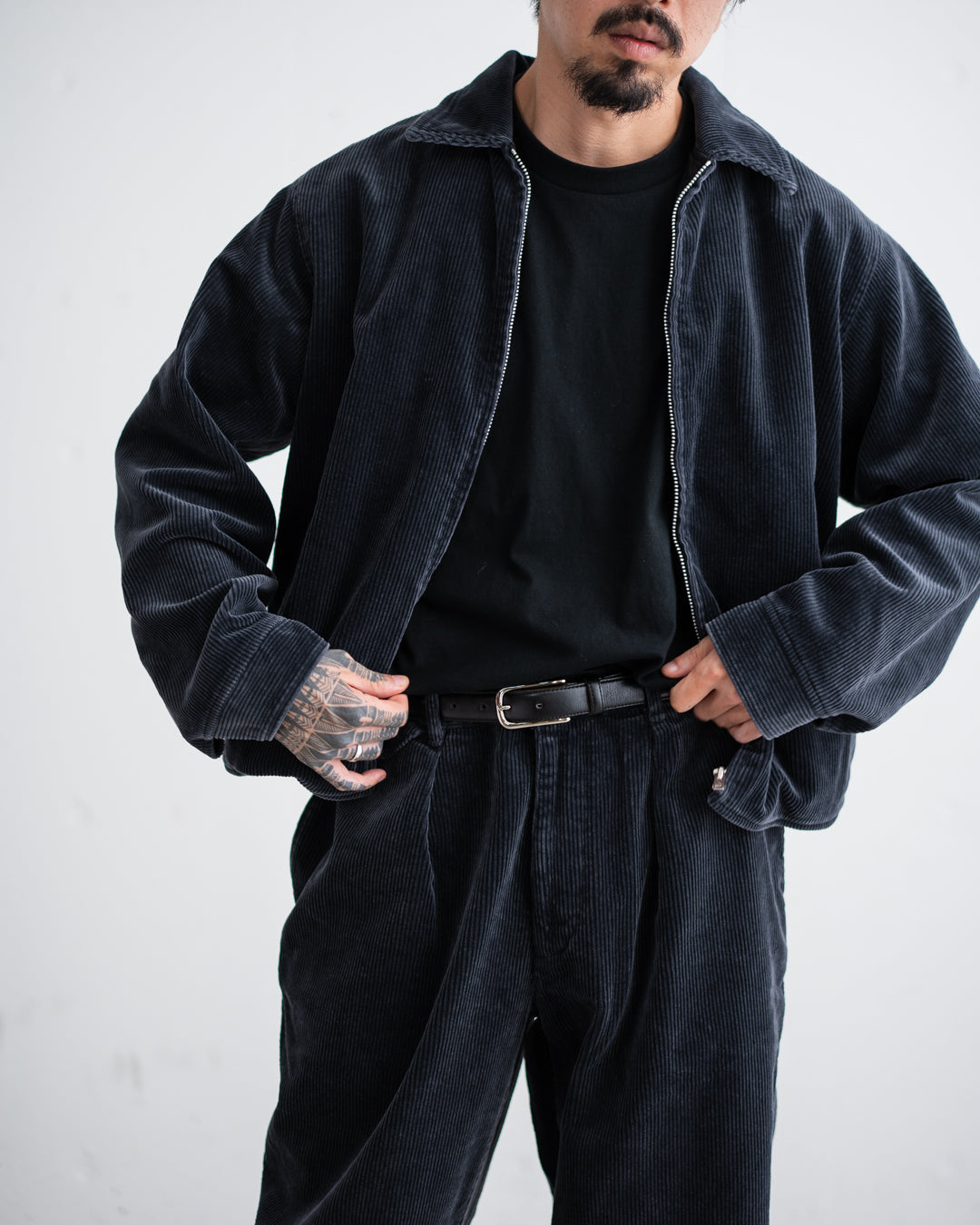 [10.24 sat 12:00 Release] FOUNDOUR COTTON CORDUROY ZIP UP BLOUSON