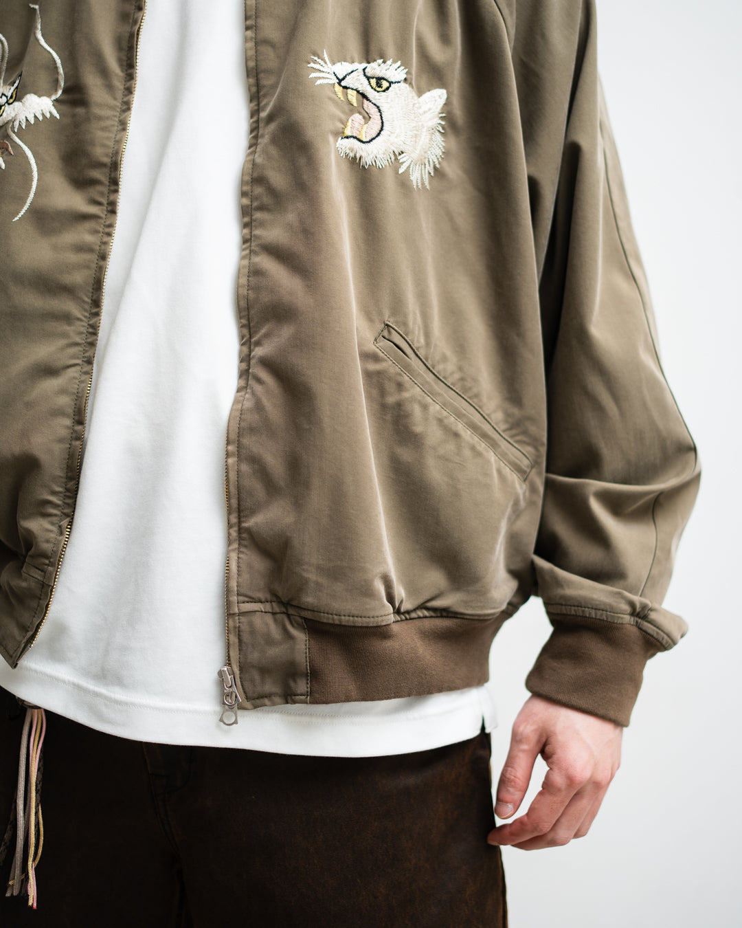 REMI RELIEF レーヨンフィブリルツイルスカジャン