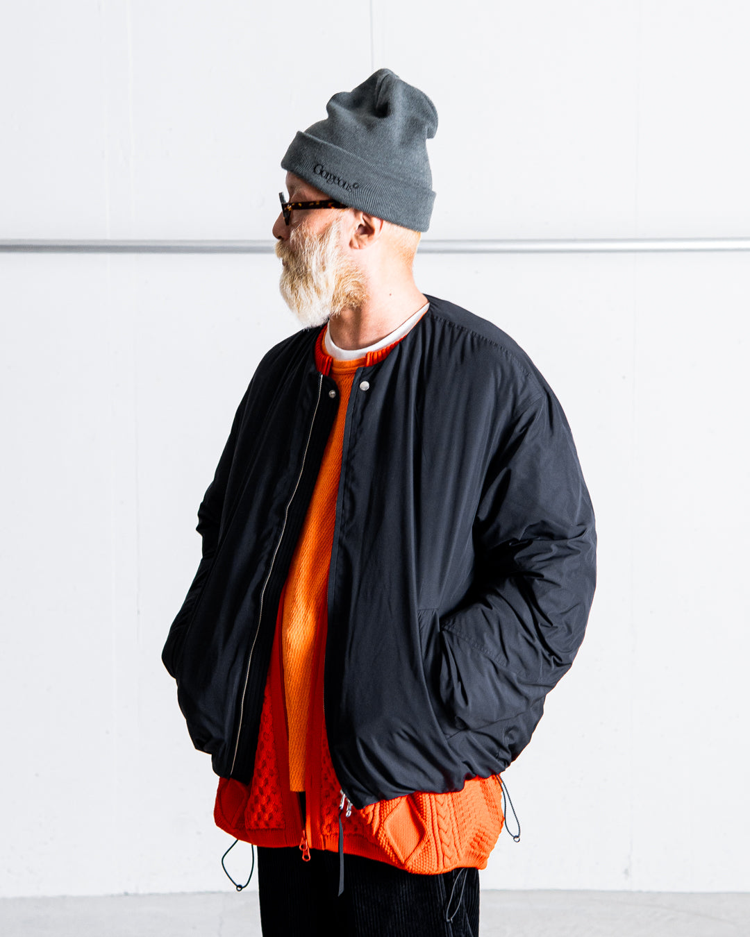 YDOT COLLARLESS BOMBER DOWN JACKET