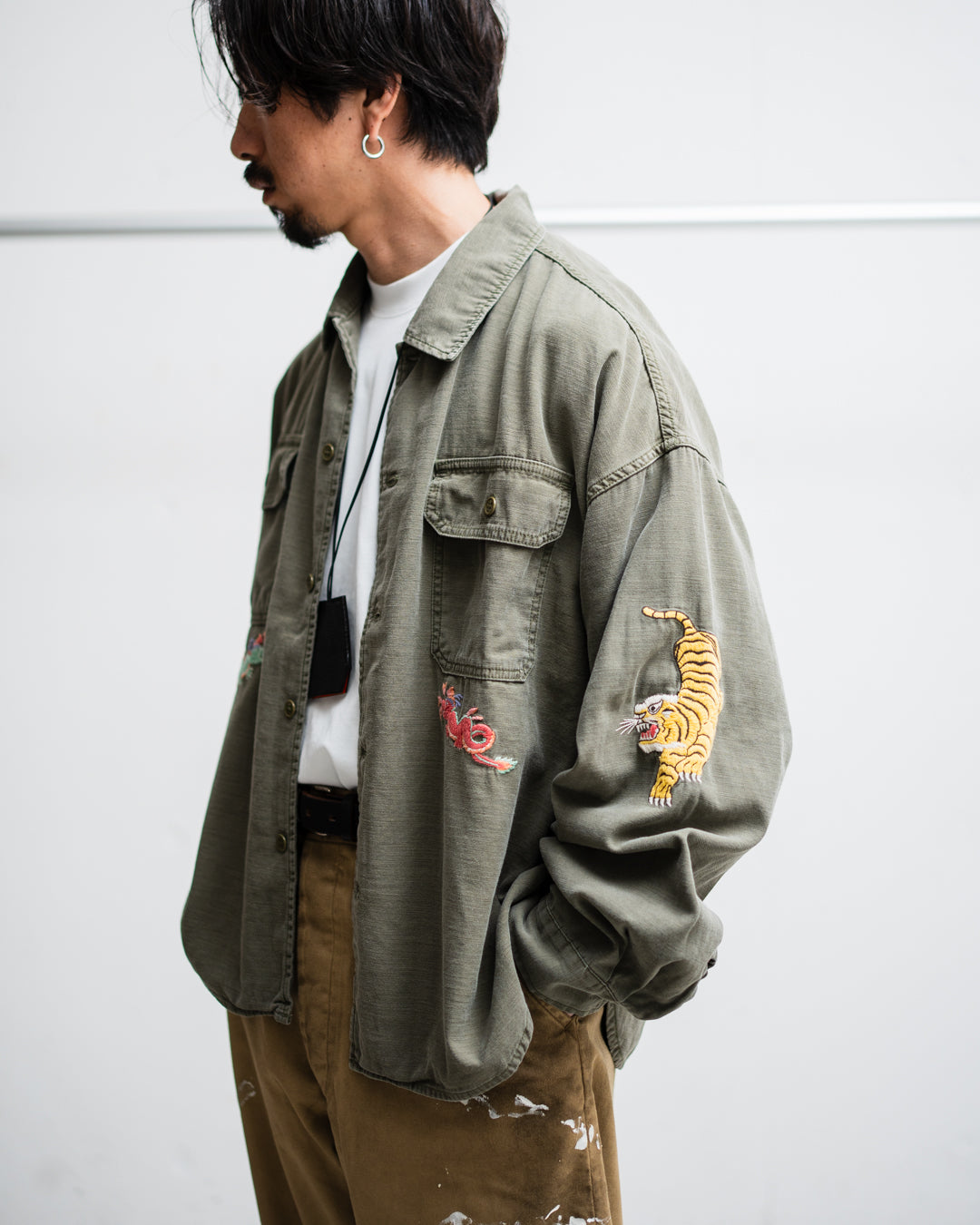 REMI RELIEF WIDE MILITARY SHIRT 刺繍