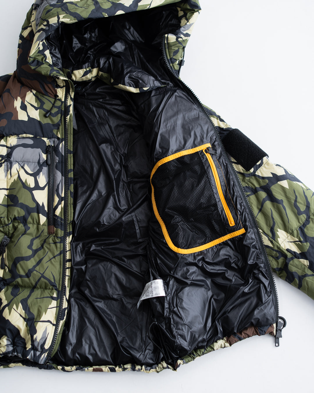 【Collaboration Item】GRIP SWANY CORDURA DOWN JACKET BLACK CAMO
