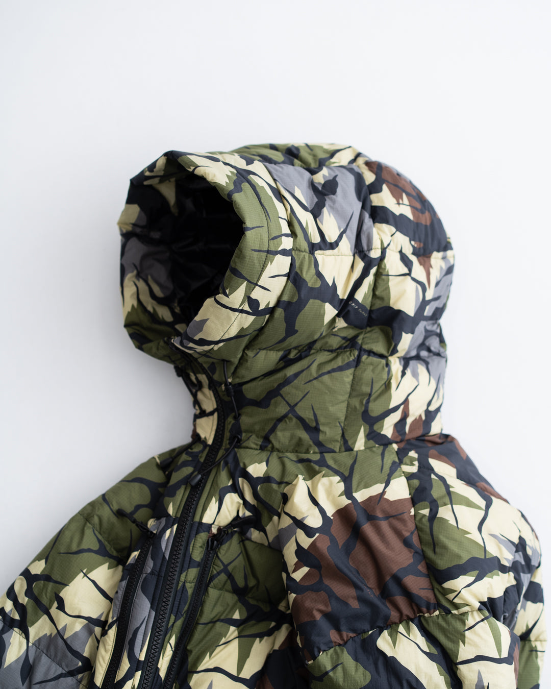 【Collaboration Item】GRIP SWANY CORDURA DOWN JACKET BLACK CAMO