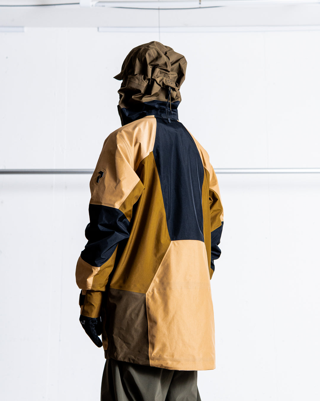 Peak Performance Vertical Gore-Tex Pro Jacket