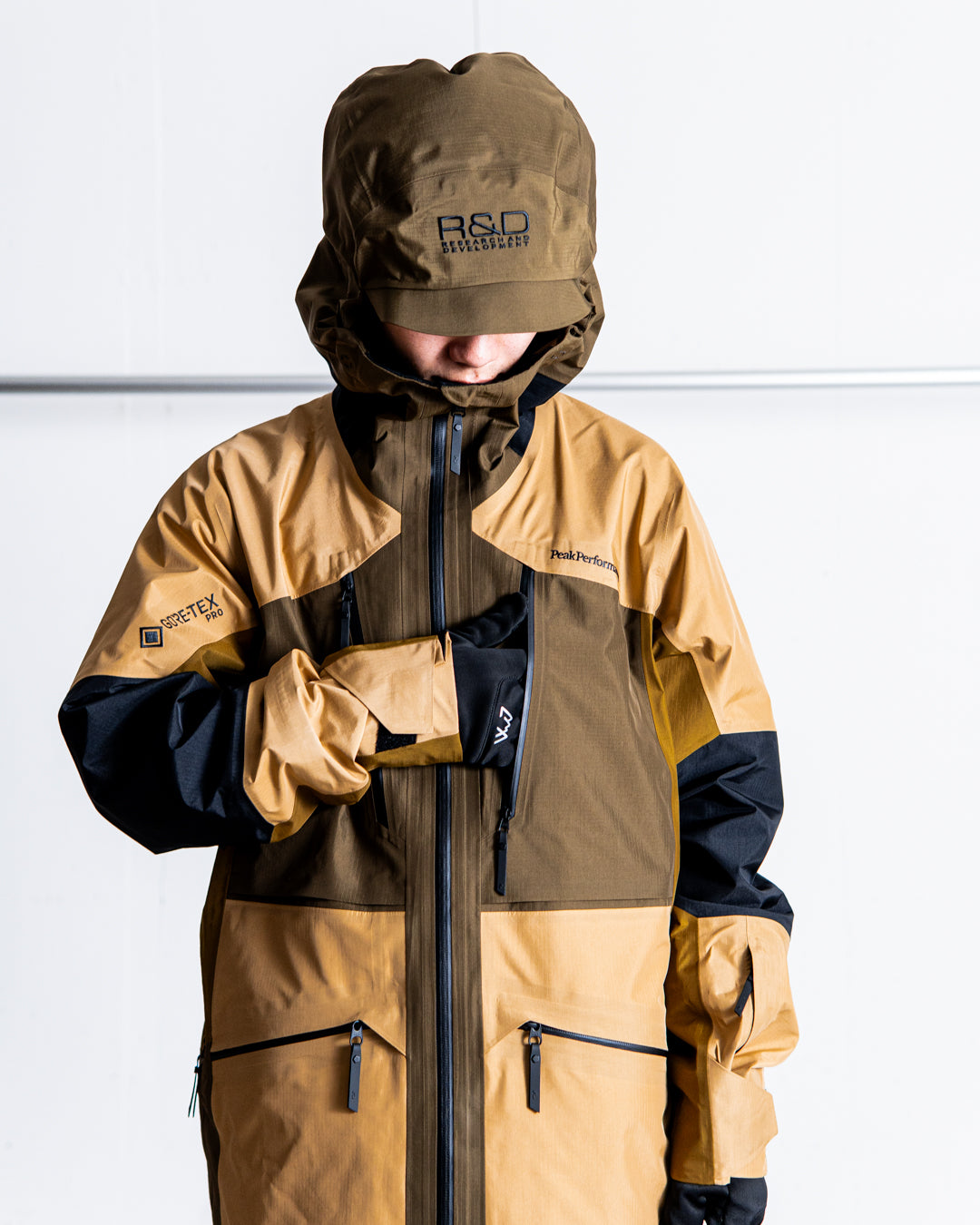 Peak Performance Vertical Gore-Tex Pro Jacket