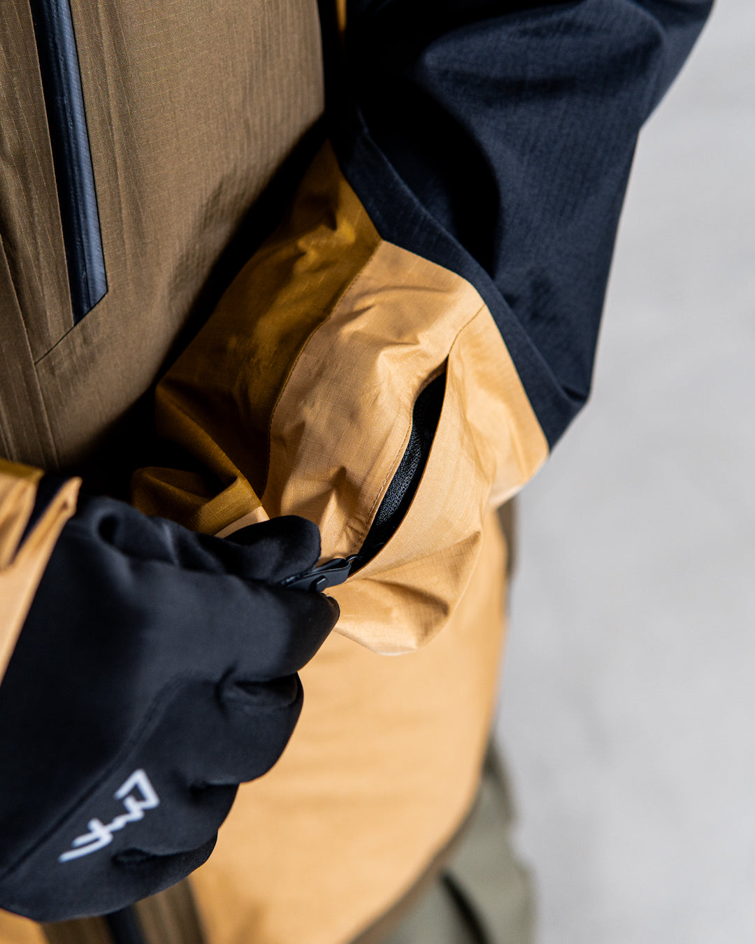 Peak Performance Vertical Gore-Tex Pro Jacket