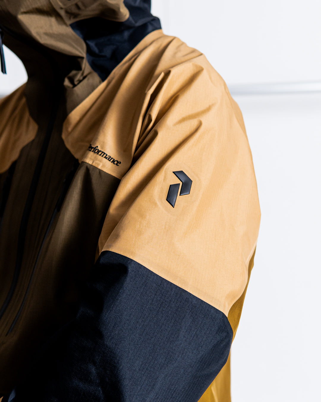 Peak Performance Vertical Gore-Tex Pro Jacket