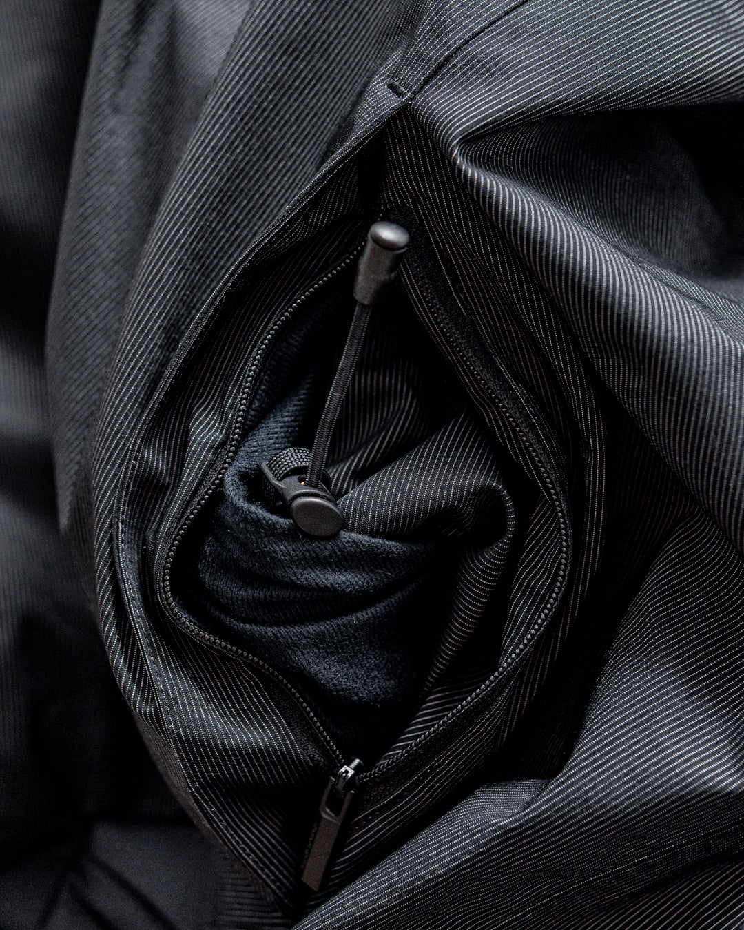 【limited】HUNTING WORLD CRAFTED BY DESCENTE.LAB ALTERNATELY WAVE DOWN HOODED JACKET