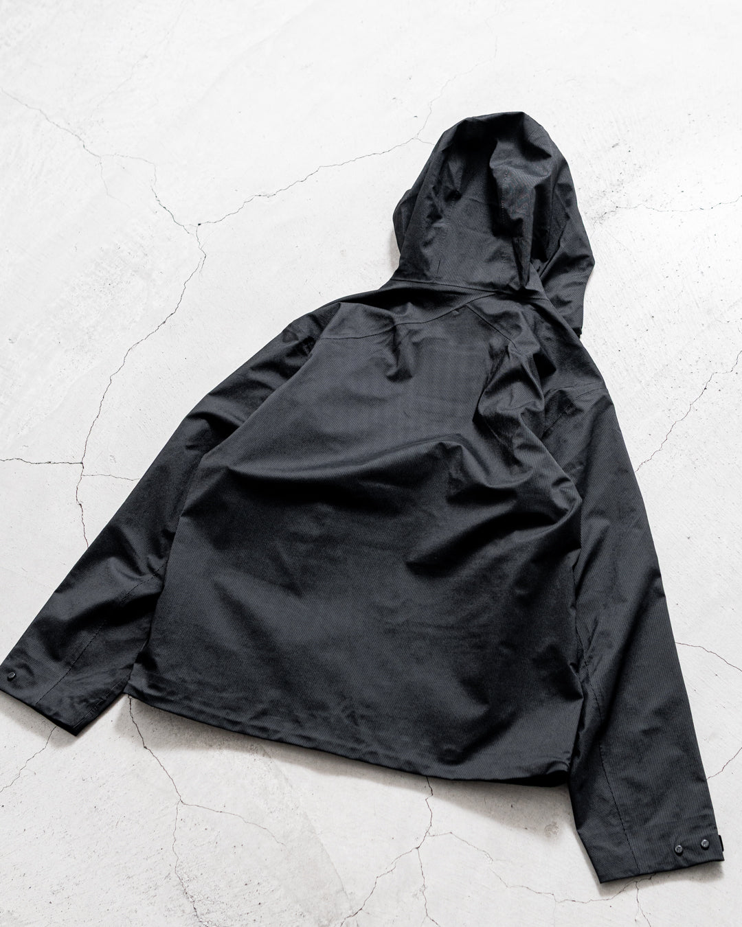 【limited】HUNTING WORLD CRAFTED BY DESCENTE.LAB HARD SHELL ASYMMETRY FIELD JACKET