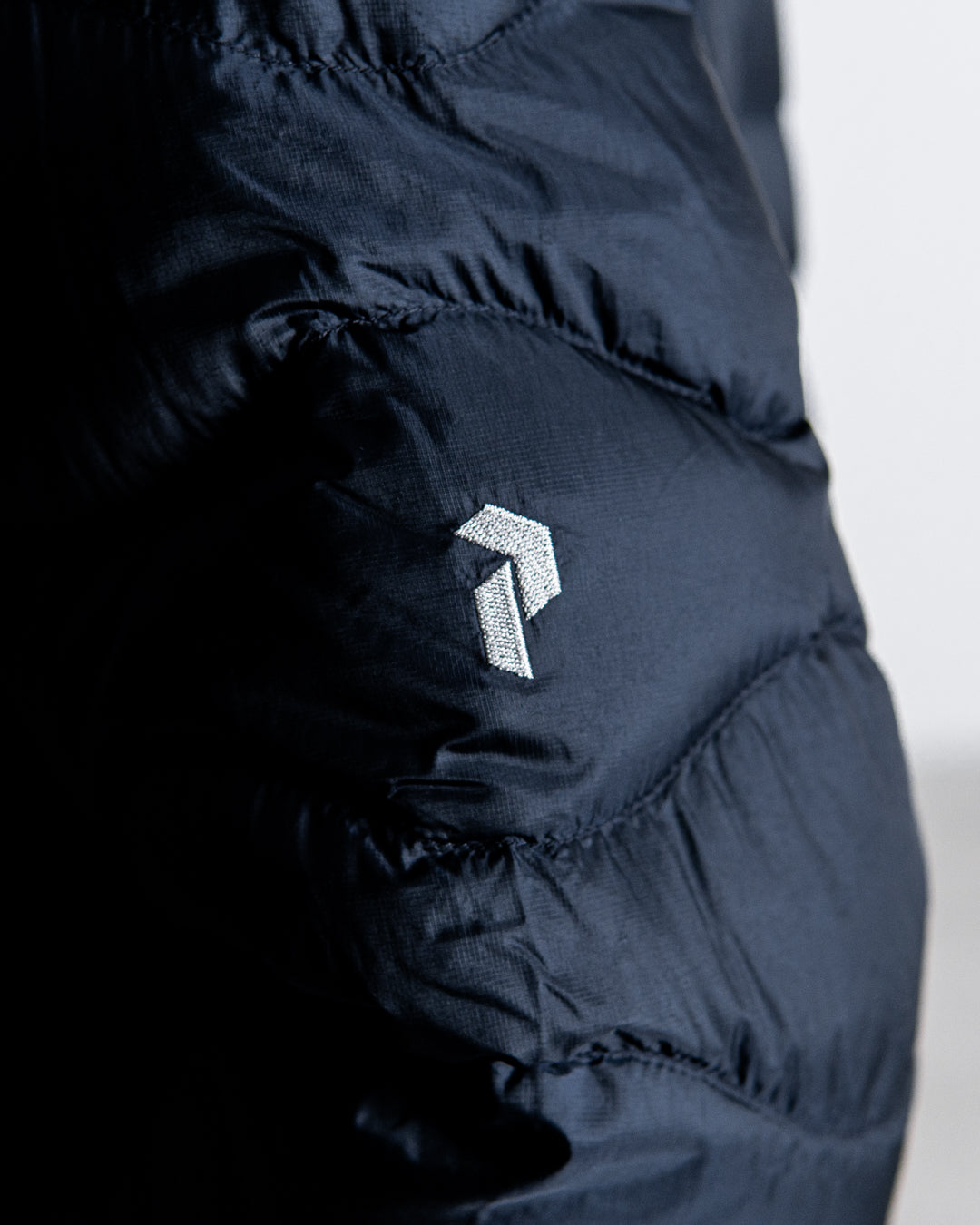 Peak Performance Helium Down Hood Jacket