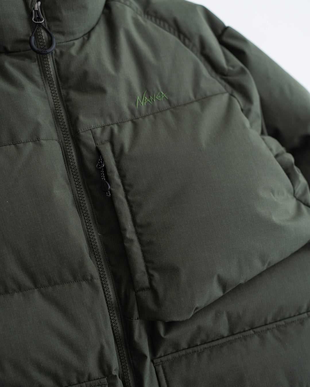 NANGA HINOC STAND COLLAR DOWN JACKET