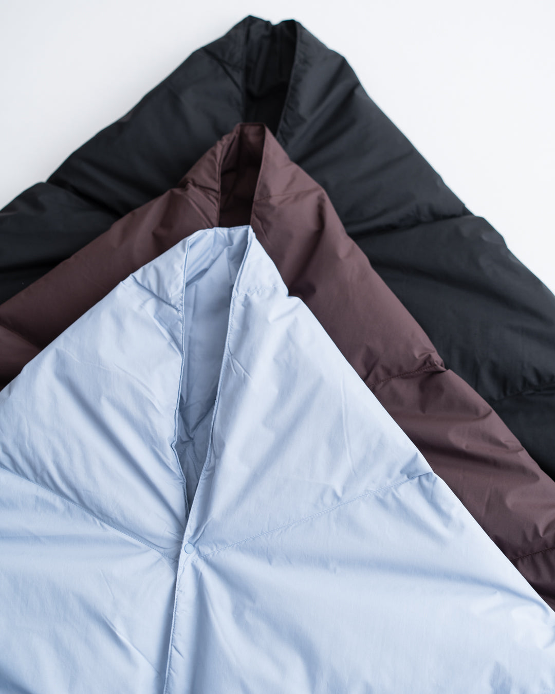 NANGA DOWN PONCHO MUFFLER