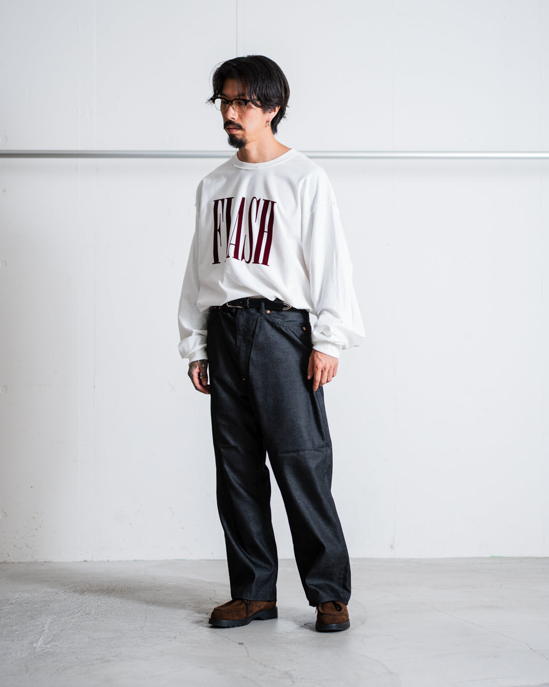 FOUNDOUR COLOR DENIM PANTS