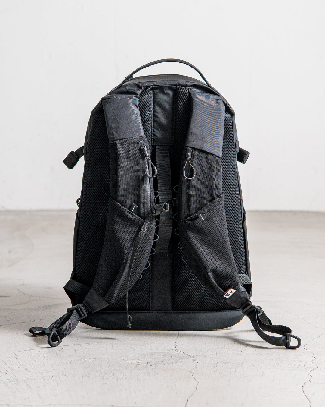 CMF OUTDOOR GARMENT WEEKENDERZ X-PAC