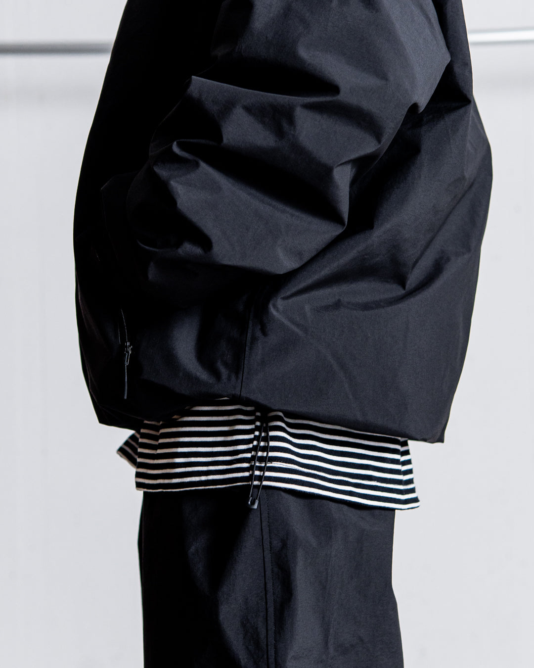 ES.1 3lyr down hoodie