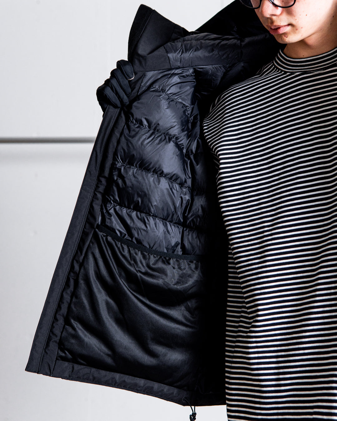 ES.1 3lyr down hoodie