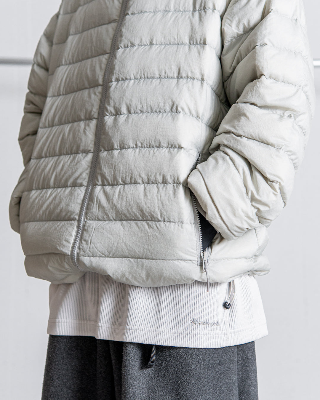 ES.1 Middle Down Jacket