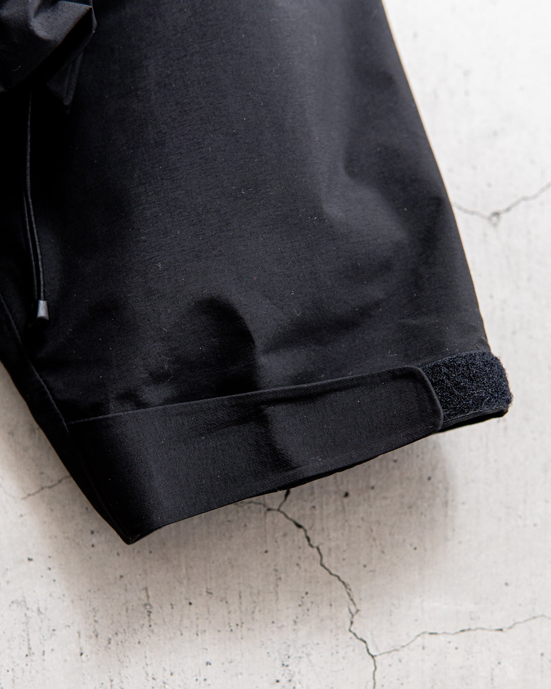 ES.1 3lyr down hoodie