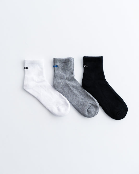 average_ Logo Short Socks