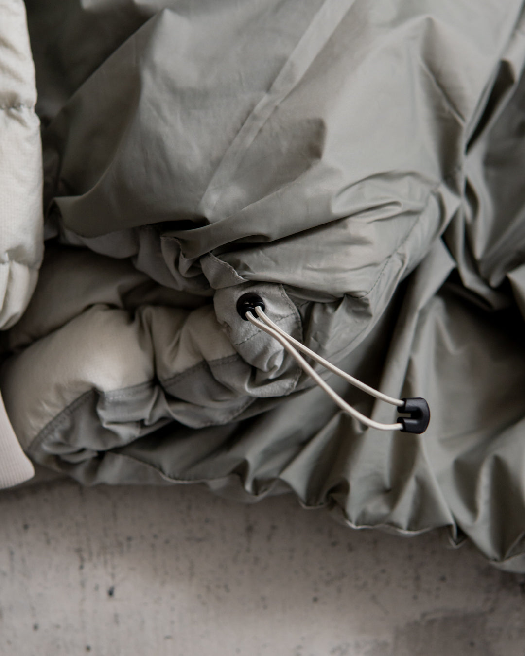 ES.1 Middle Down Jacket