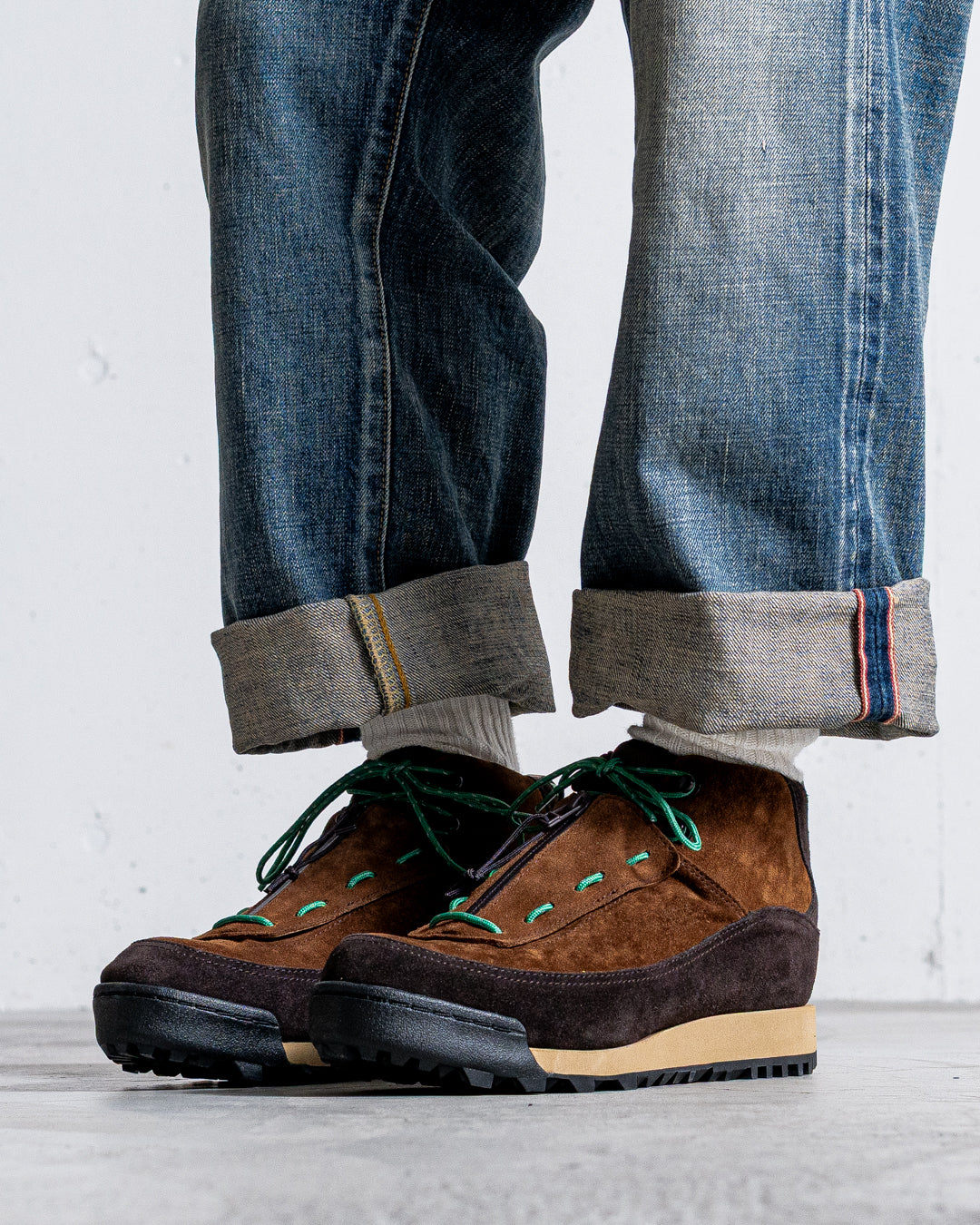 【collaboration】is-ness × SUICOKE FLOW-MID SHOES