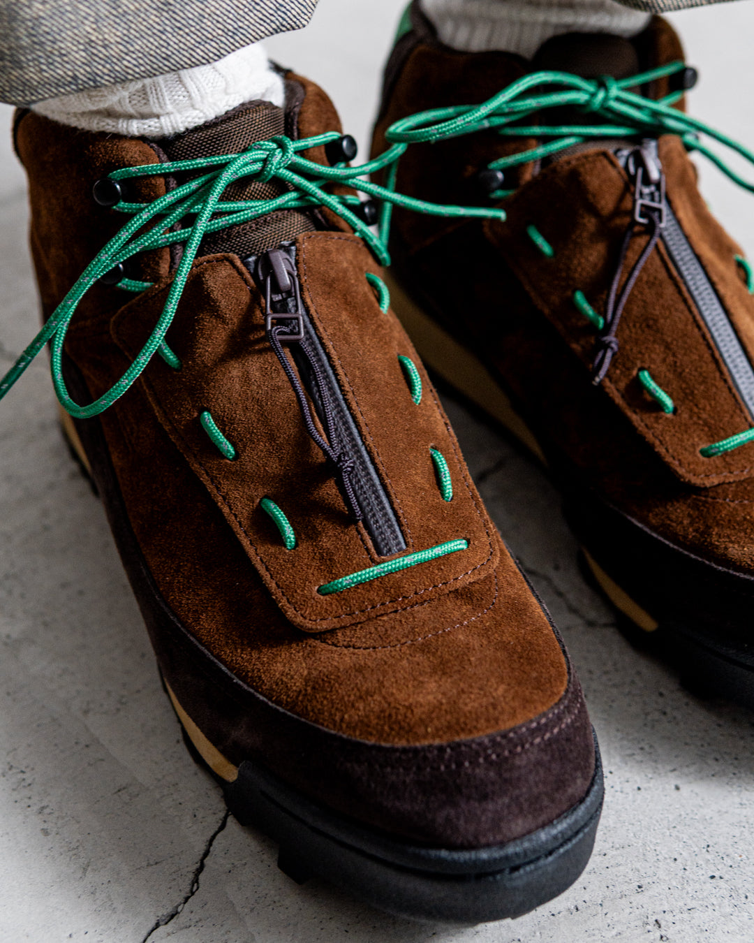 【collaboration】is-ness × SUICOKE FLOW-MID SHOES