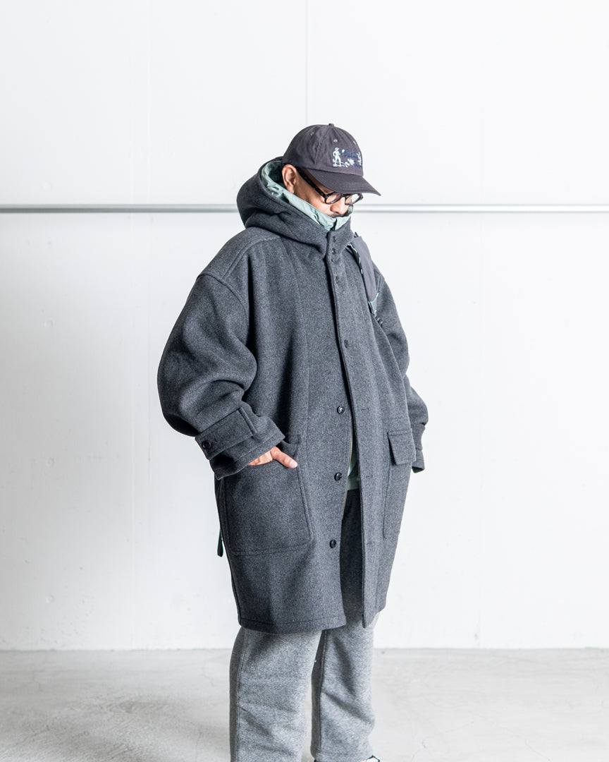 [LAST 1] is-ness HOODED DUFFLE COAT