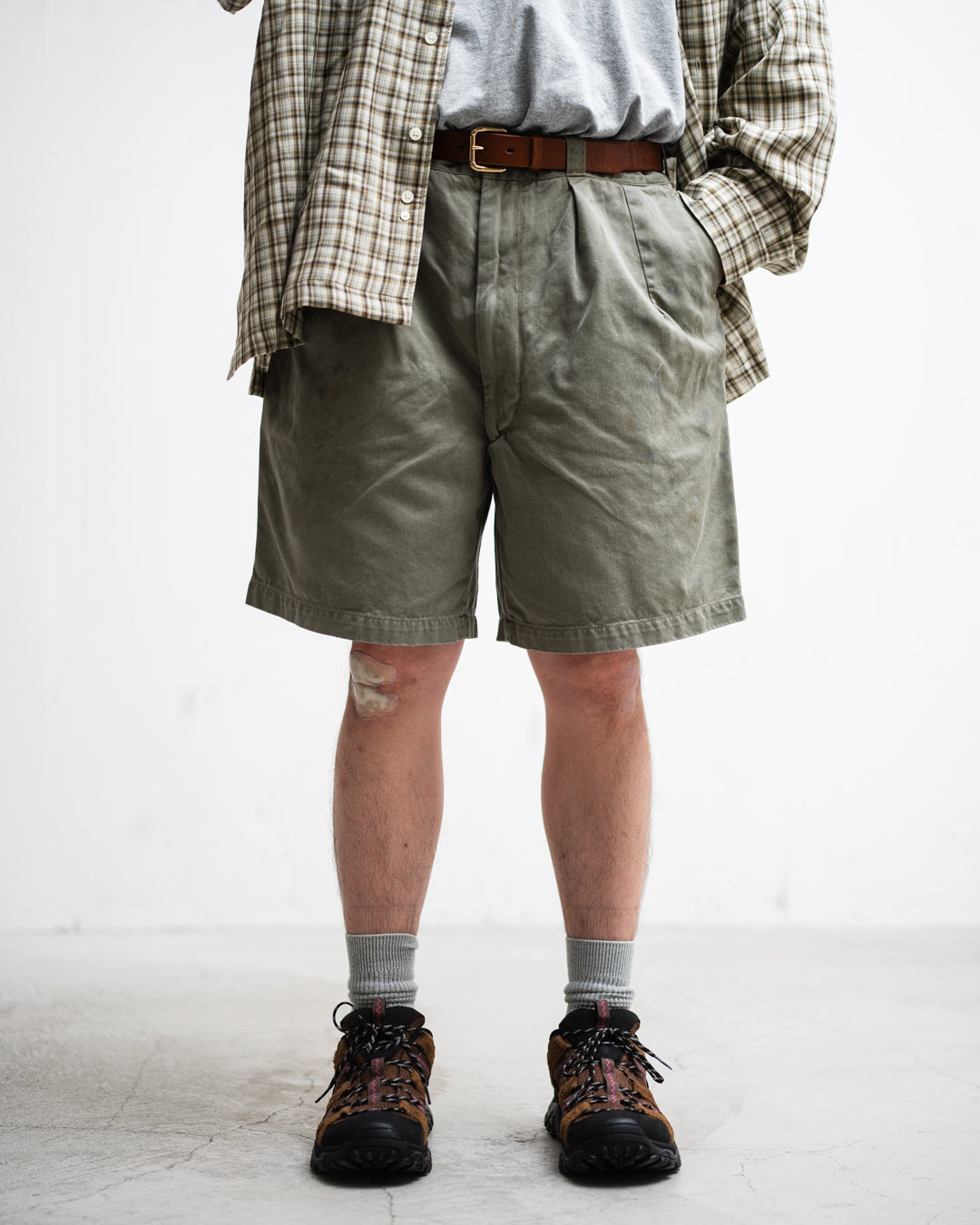 通販] BOWWOW(バウワウ) US ARMY CHINO SHORTS AGED 商品ページ – fazeone