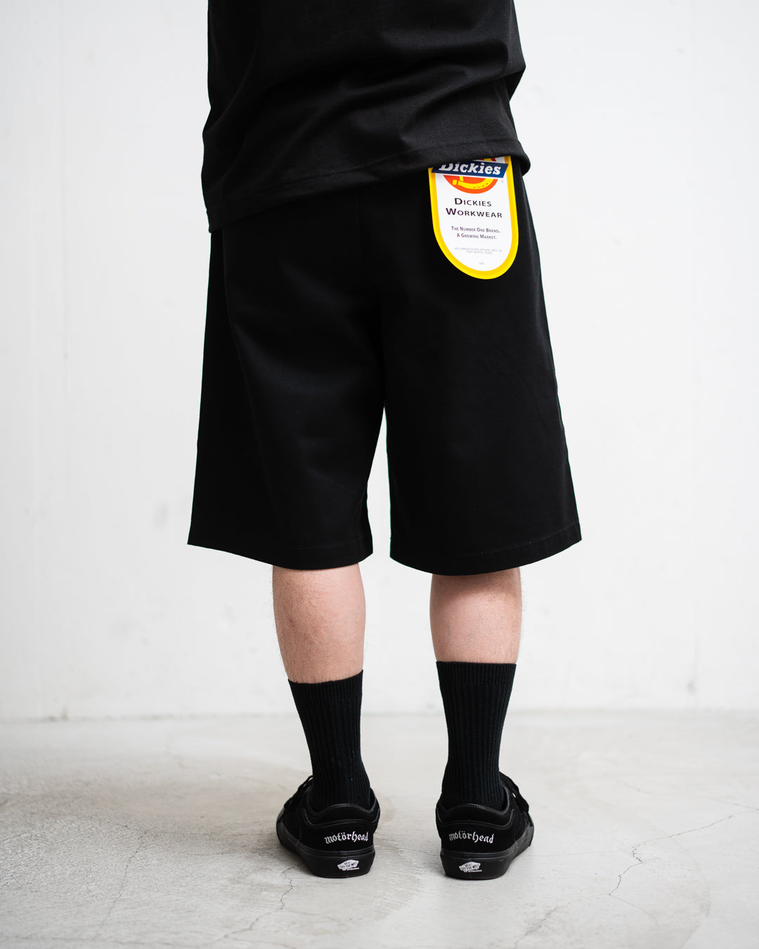 SEDAN ALL-PURPOSE × Dickies Tuck Wide Shorts