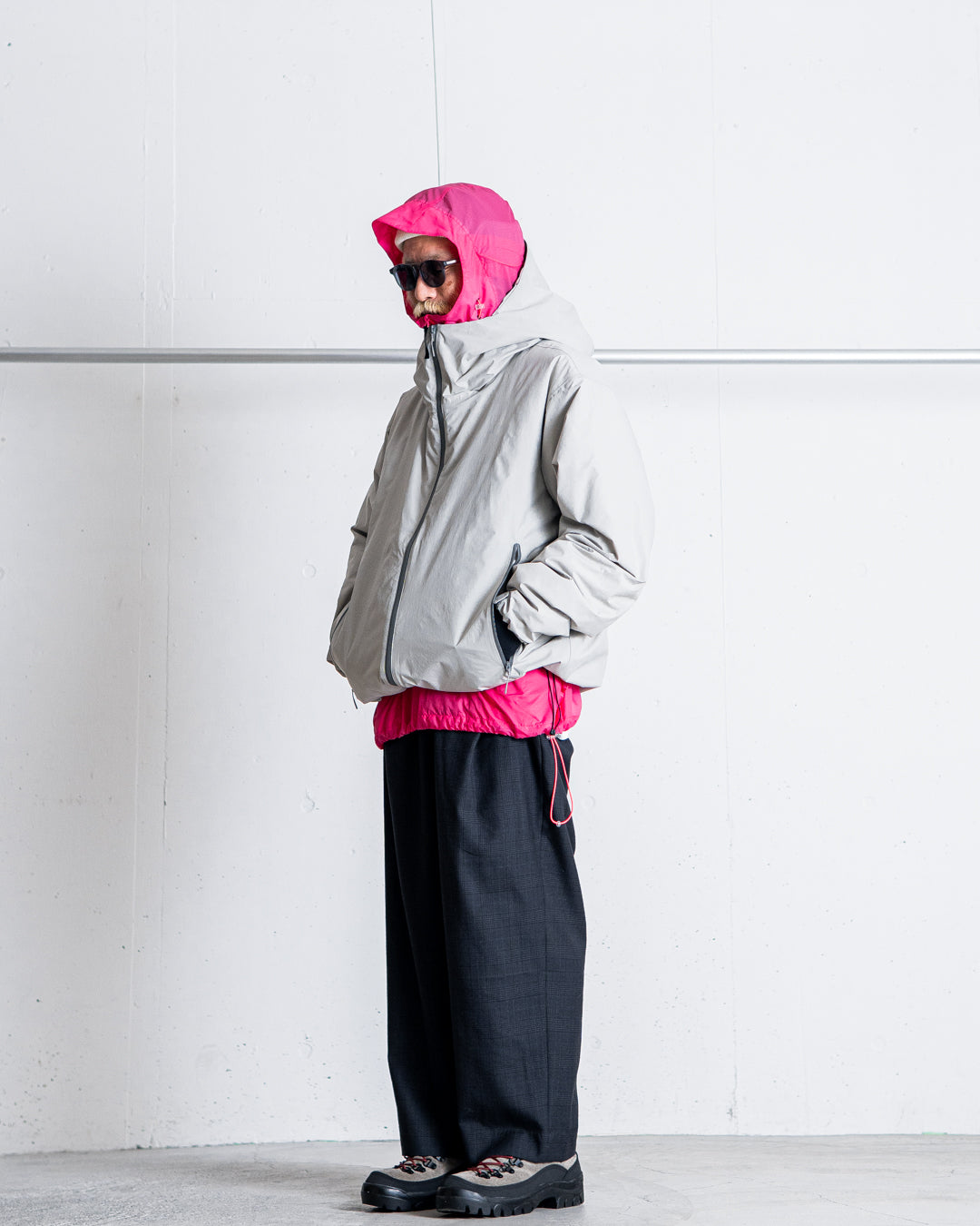 ES.1 3lyr down hoodie