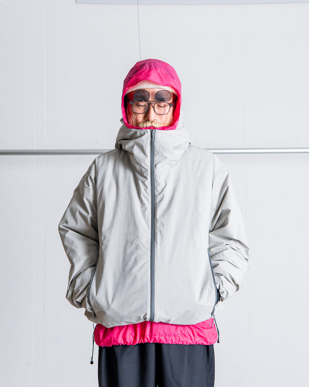 ES.1 3lyr down hoodie