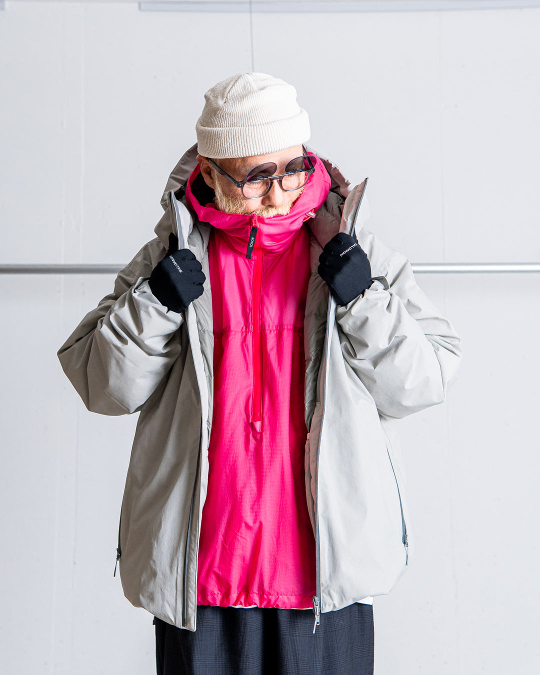 ES.1 3lyr down hoodie