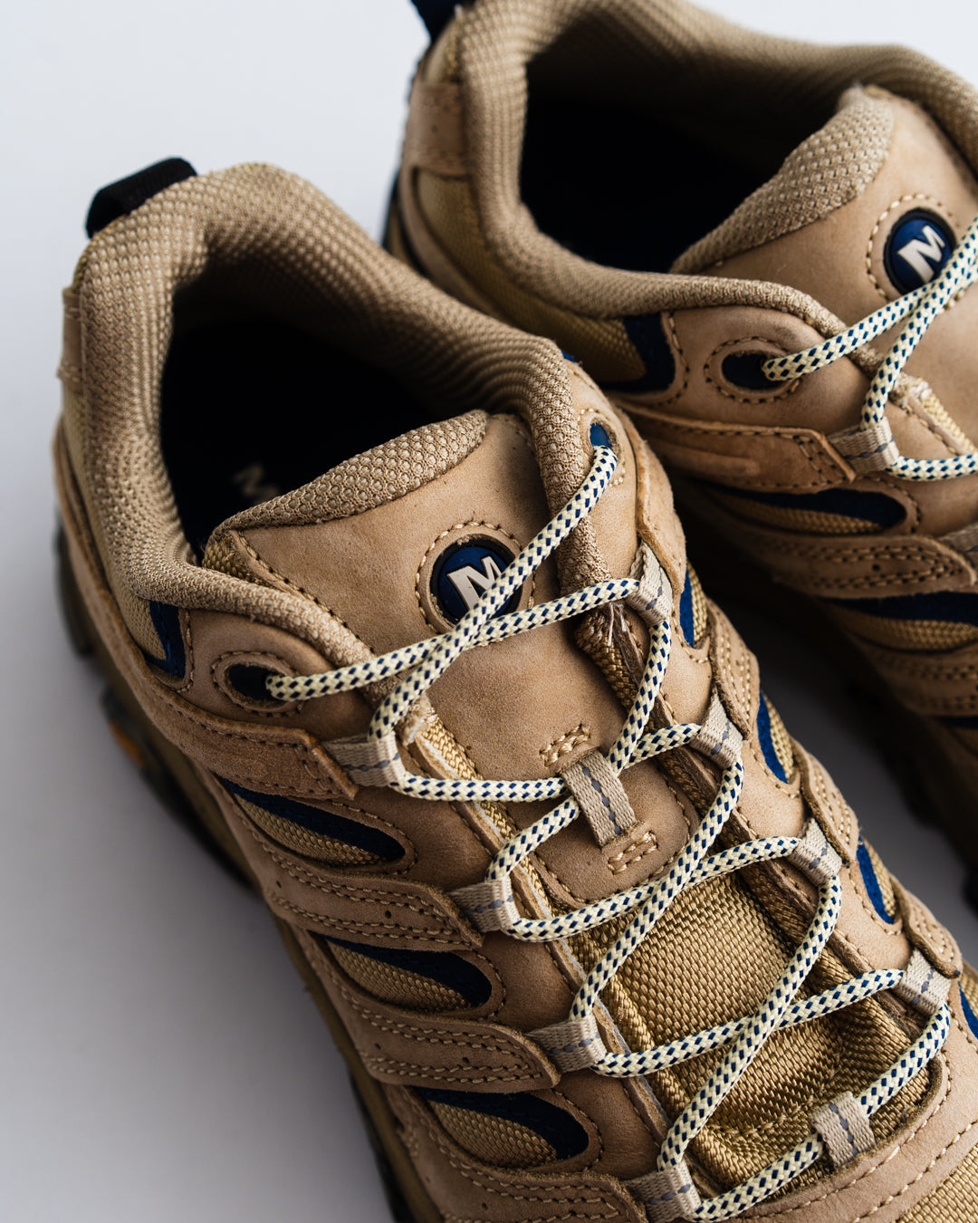 [4.18 sat 12:00 Release] MERRELL MOAB 3 × KHAKIS