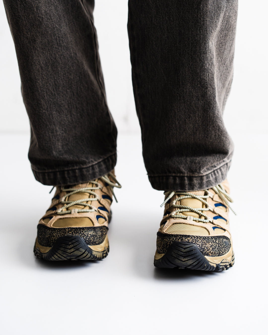 [4.18 sat 12:00 Release] MERRELL MOAB 3 × KHAKIS