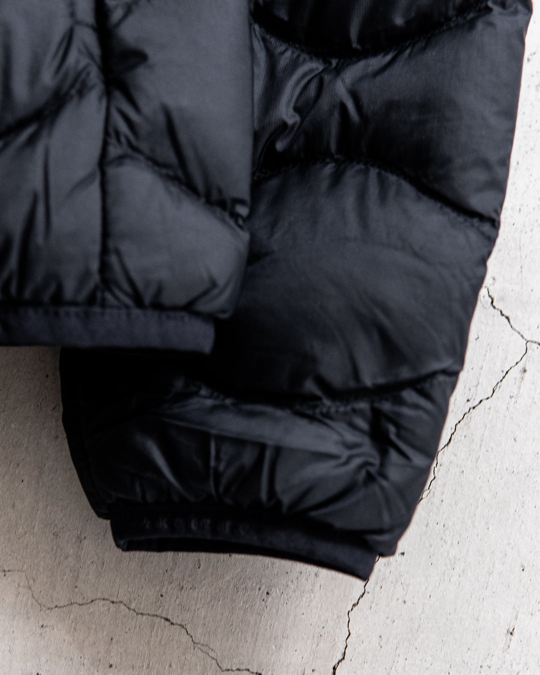 Peak Performance Helium Down Hood Jacket