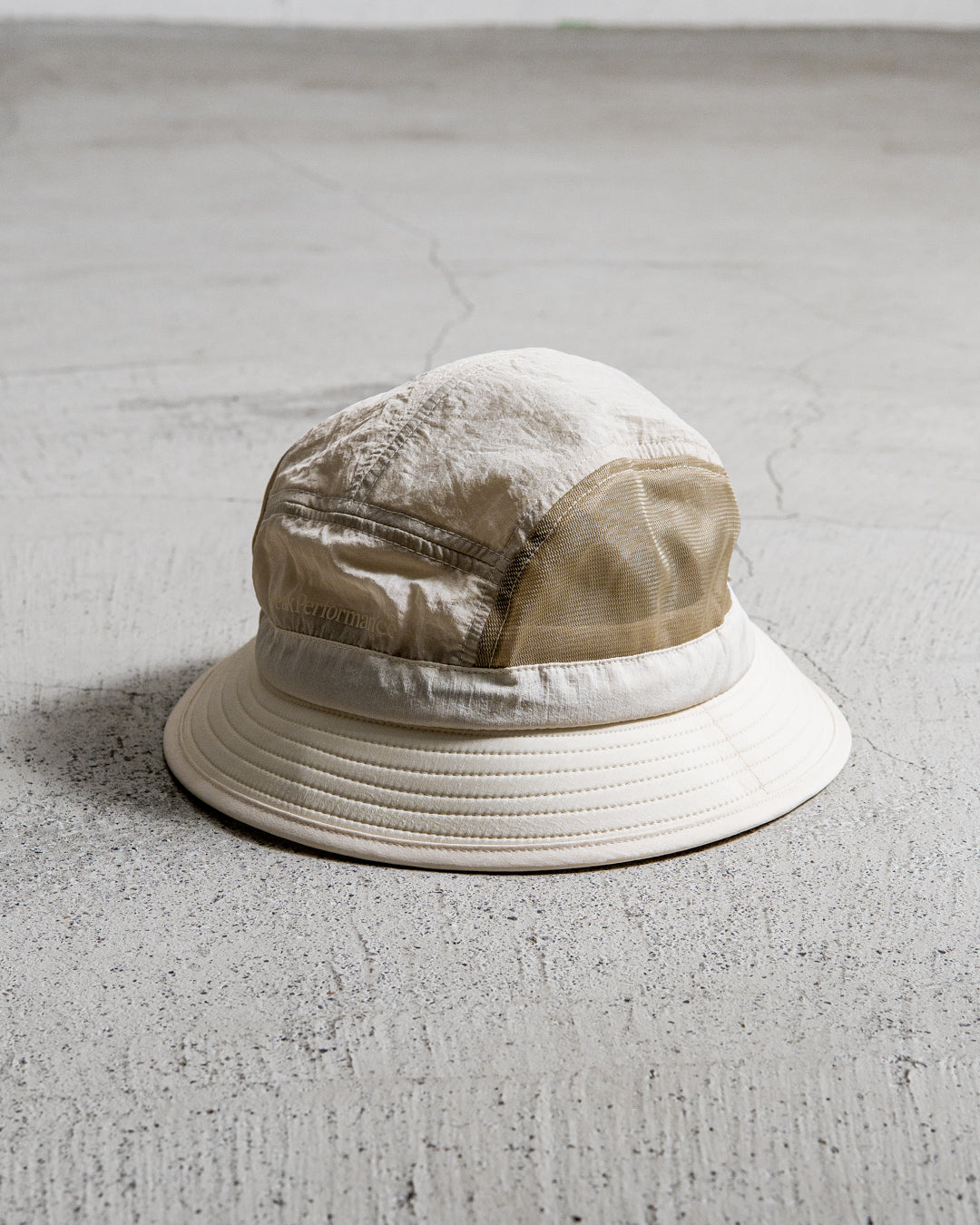 Peak Performance Bucket Hat