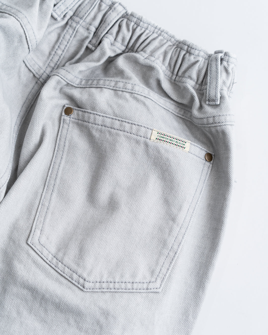 COMFORTABLE REASON Surface Dyed Denim