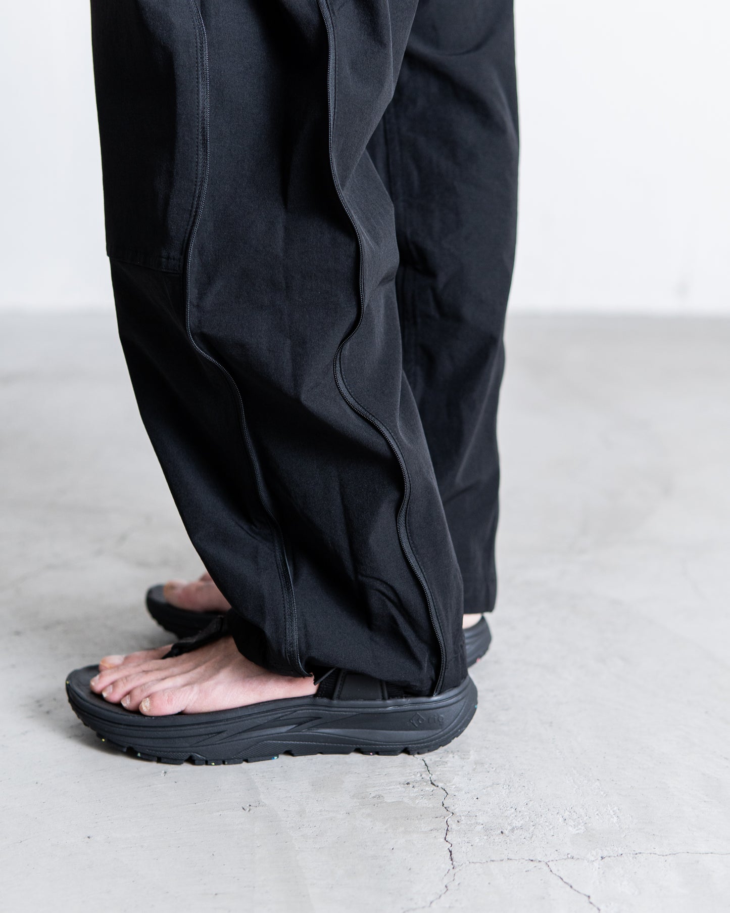 ROTOL TWIST ZIP TECH TRACK PANTS